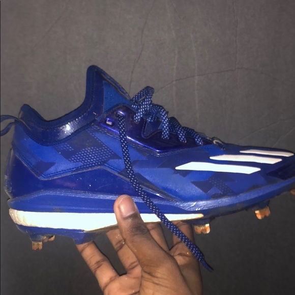 Baseball spikes - Picture 3 of 5